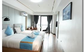 Golden Seagulls Hotel